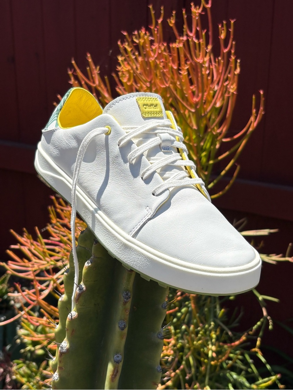 OluKai Masters Special Edition Wailea Women’s Golf Shoes Size 9.5